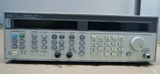 Αγορά Η υψηλή δύναμη Agilent 83752B Keysight σύνθεσε τη γεννήτρια σημάτων οχημάτων αποκομιδής απορριμμάτων 10 MHZ σε 20 Ghz ηλεκτρονική κατασκευή