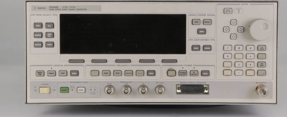 Αγορά Keysight 83640B Συνθετικός Γεννήτρια Σημάτων Σάρωσης 0.01 - 40 GHz με Ανάλυση Συχνότητας 1 Hz Επιτραπέζια/Στηριζόμενη σε Ράφι ηλεκτρονική κατασκευή