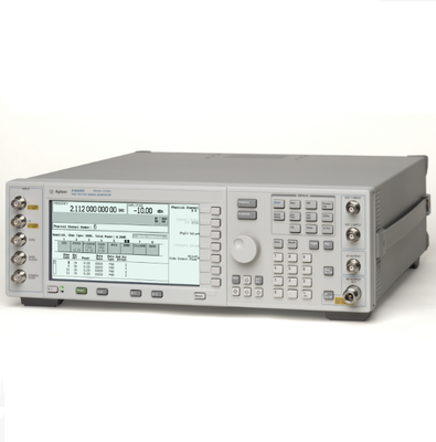 Αγορά Γεννήτρια διανυσματικών σημάτων Keysight Agilent E4438C ESG με εύρος συχνότητας 250 kHz έως 6 GHz και διαμόρφωση I/Q ηλεκτρονική κατασκευή