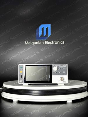 Γεννήτρια Διανυσματικού Σήματος R&S SMCV100B με Εύρος 4 kHz έως 7,125 GHz, Ισχύ Εξόδου +25 dBm και Εύρος Ζώνης Διαμόρφωσης 240 MHz