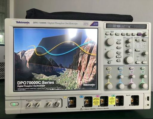 Δοκιμασμένο ψηφιακό οσιλοσκόπιο Tektronix DPO71604C DSA71604C 16 GHz 100 GS/s 4 καναλιών